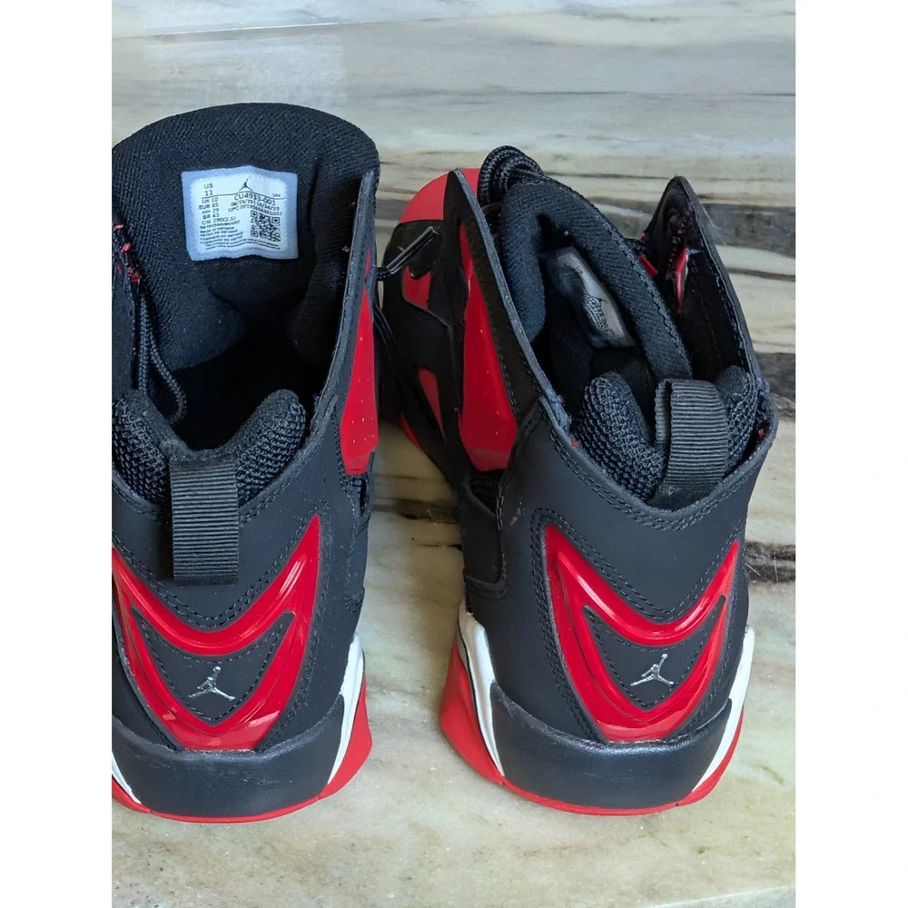 Jordan True Flight Mens 11 Black Red White Basketball Shoes CU4933-001 Bred